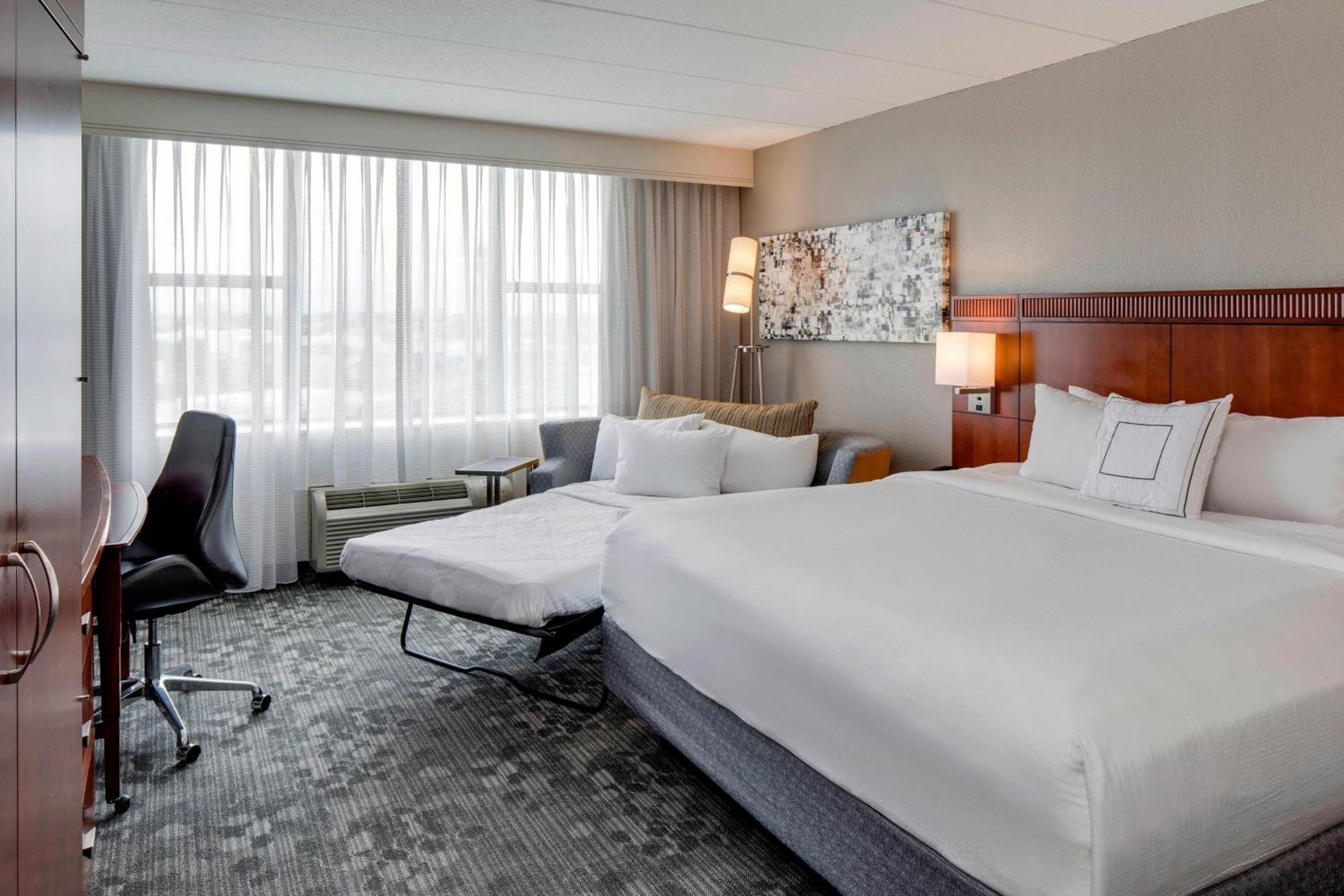 Courtyard By Marriott Boston Logan Airport Hotel Eksteriør billede