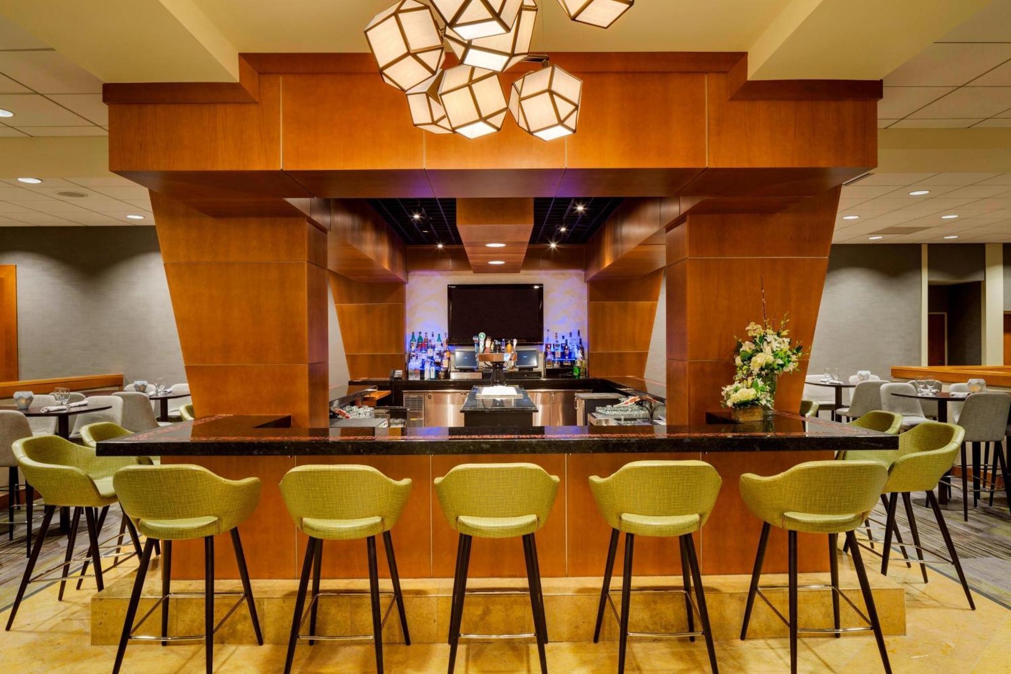 Courtyard By Marriott Boston Logan Airport Hotel Eksteriør billede