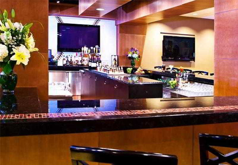 Courtyard By Marriott Boston Logan Airport Hotel Eksteriør billede
