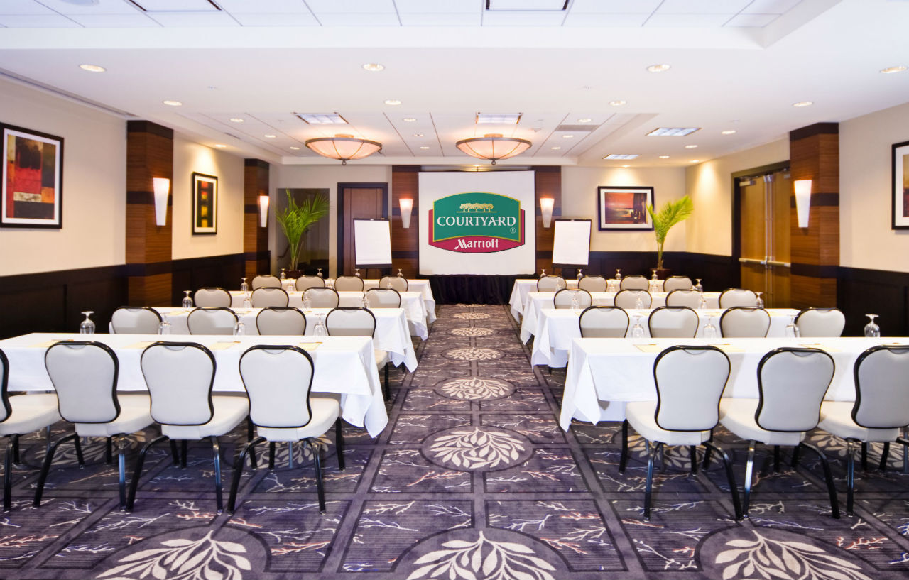 Courtyard By Marriott Boston Logan Airport Hotel Eksteriør billede